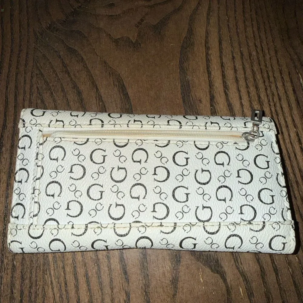 Guess Black and Cream Logo Card Holder